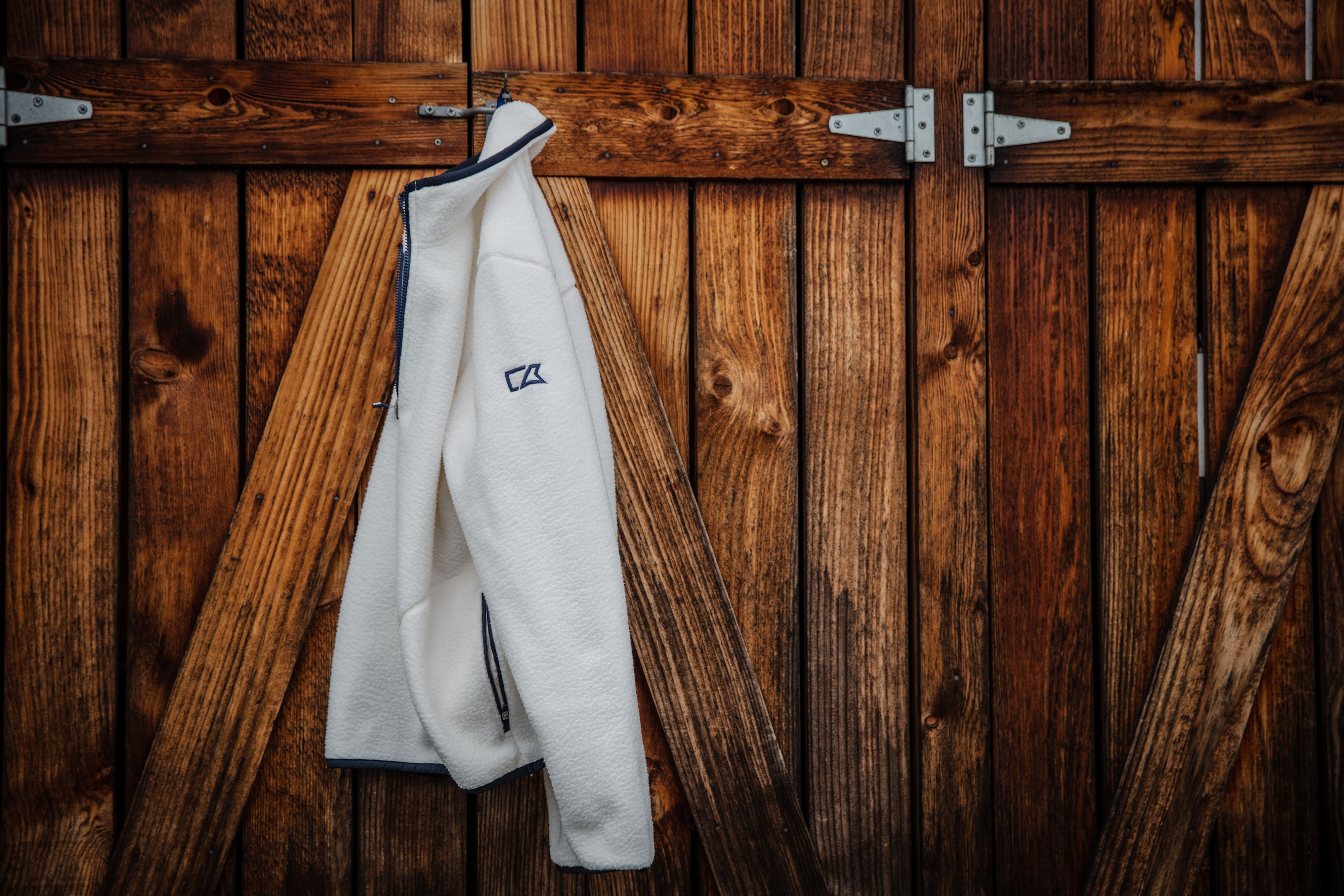 Cutter & Buck Cascade Epic Comfort Recycled Sherpa Fleece Mens Quarter Zip Jacket 21