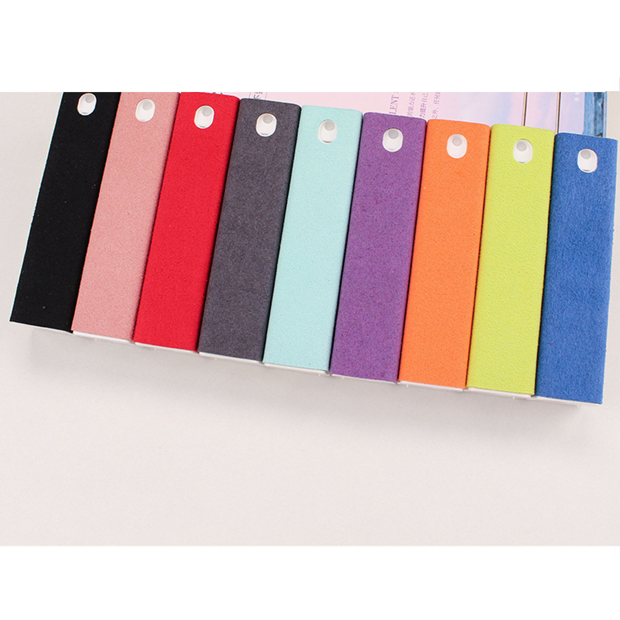 15ML Device-Friendly Touchscreen Cleaner and Sanitizer Spray 1