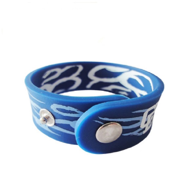 Silicone Wristbands with Button Lock 4