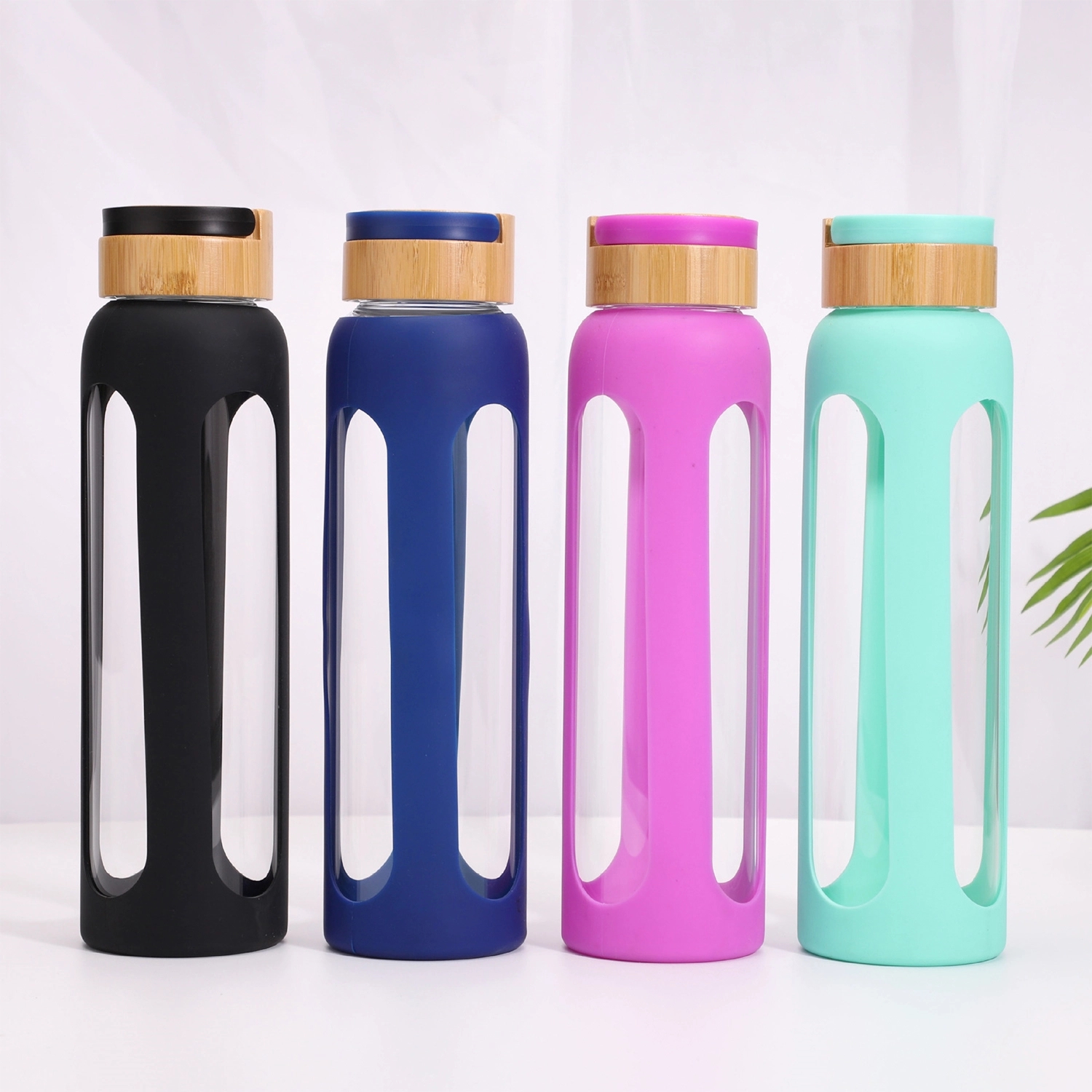 23 Oz Sports Water Bottle With Bamboo Lid 4
