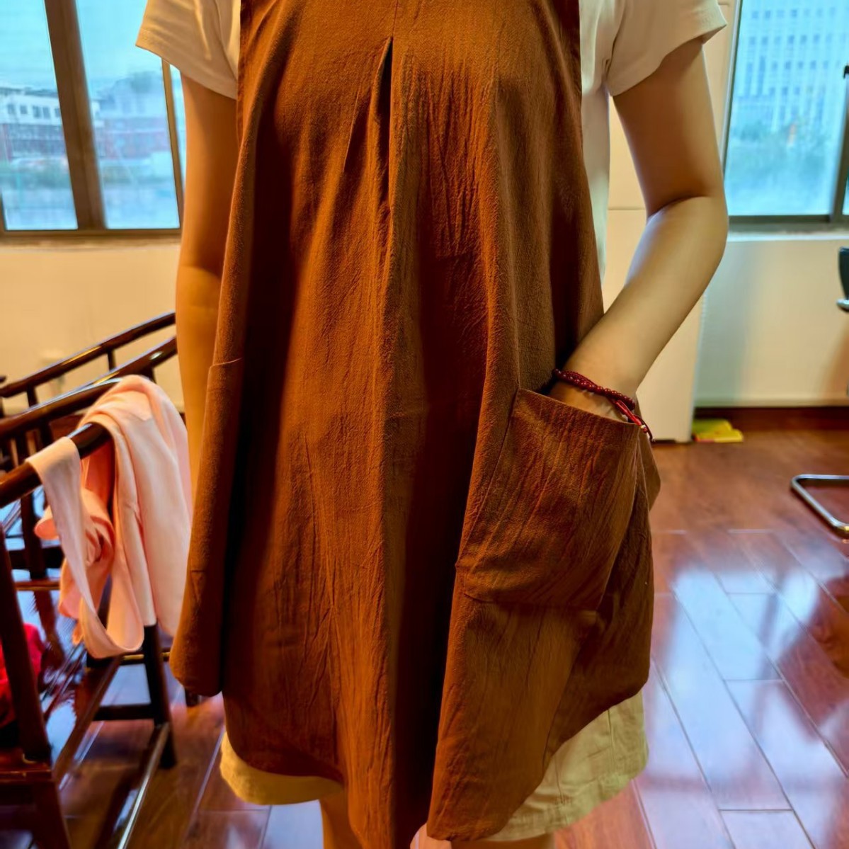 Linen Cotton Cross Back Pinafore Apron with Pockets 8