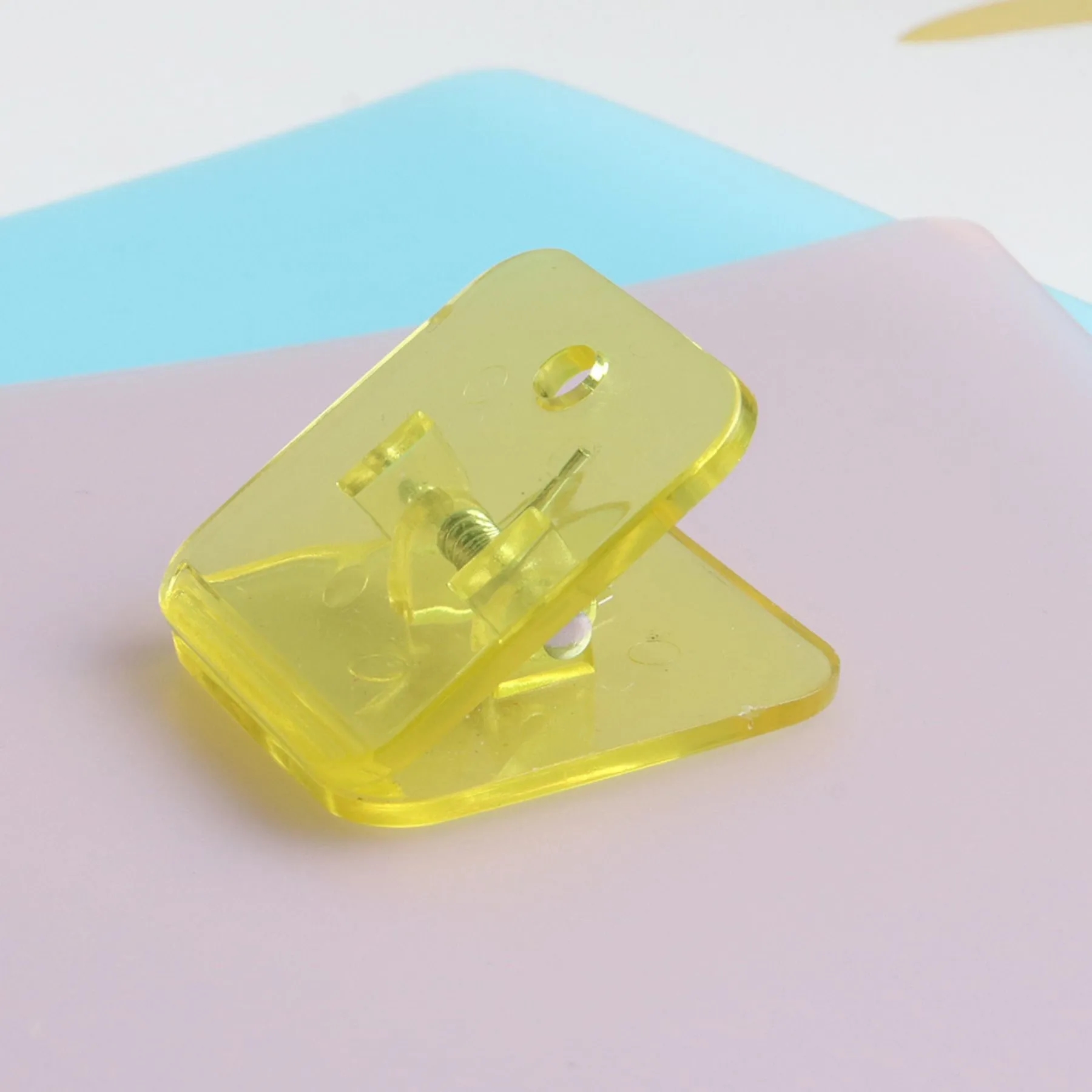 Square Acrylic Clip 6
