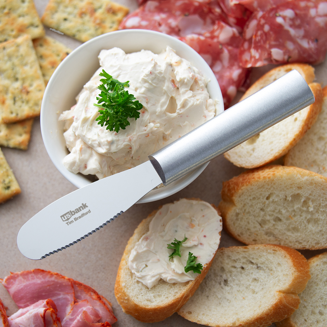 Party Spreader w/Silver Handle 5