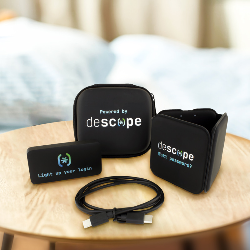 Chi-Charge Stack and Wall Charger in Zipper Case