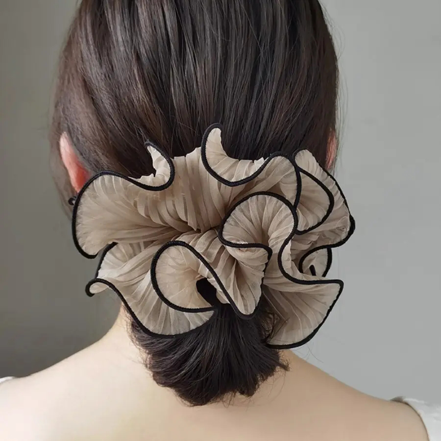 Cute Wavy Lace Flocked Hair Circle Ball Head Tie 1