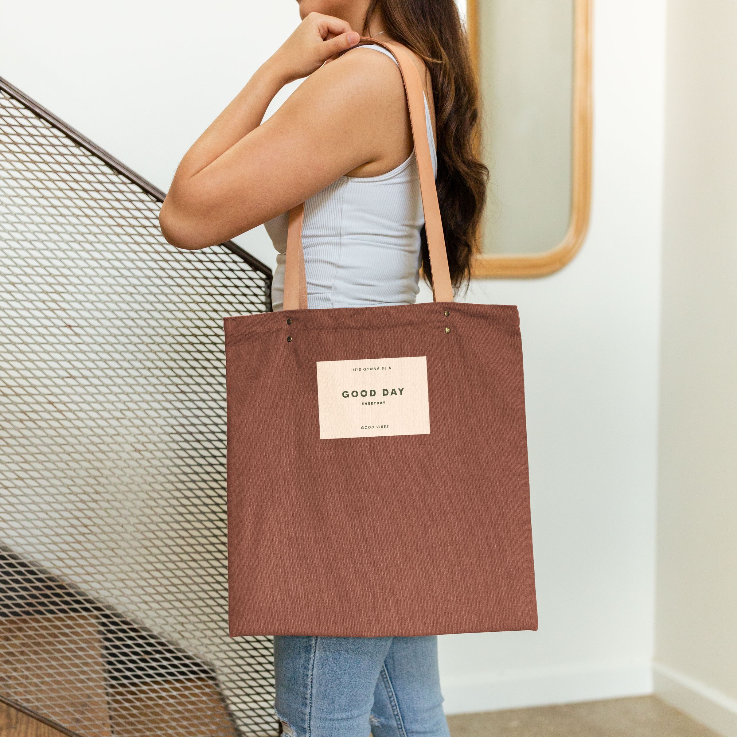 MAIN SQUEEZE SUPER SIZE - COLORED CANVAS WITH LEATHER HANDLES