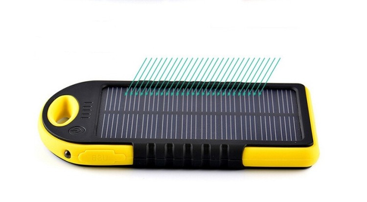 Outdoor Water Resistant Solar Power Bank 15