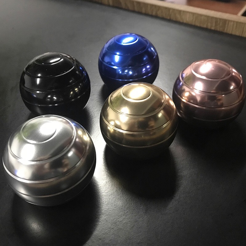 Metal Rotating Desktop Ball 2