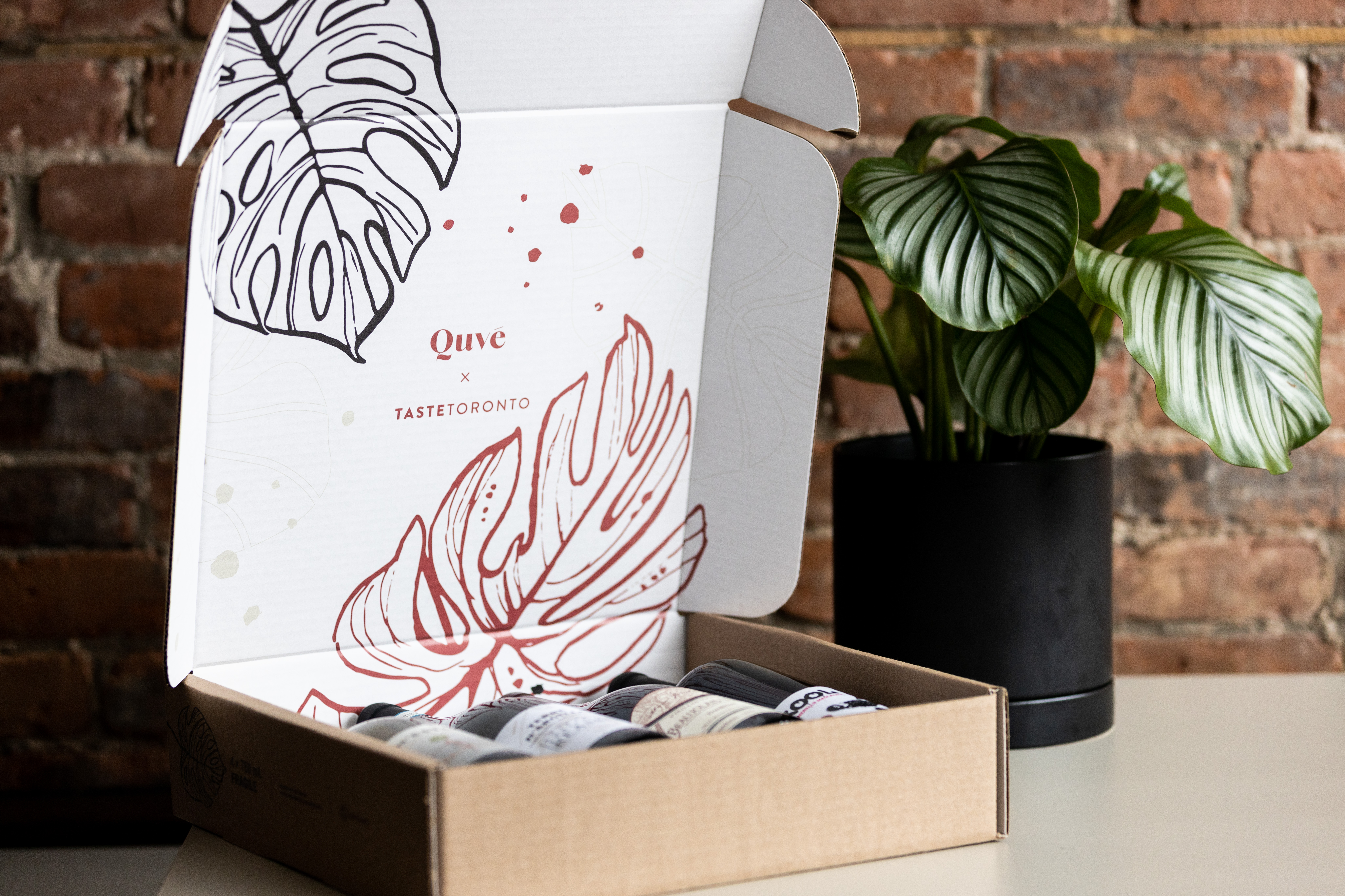 7.25'' x 4'' x 2.50'' Mailer Box 5