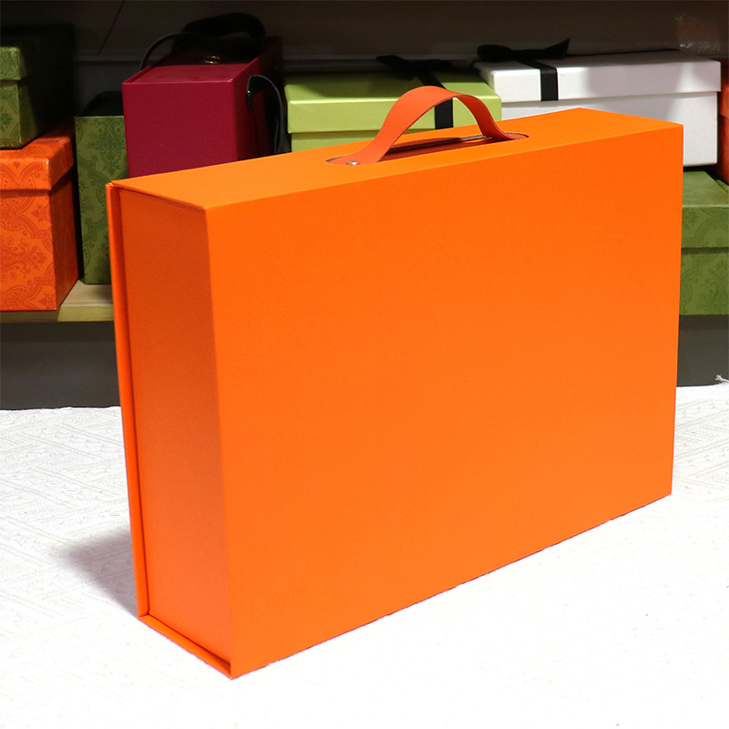6 pieces of high-end portable gift box clamshell box packing box 6