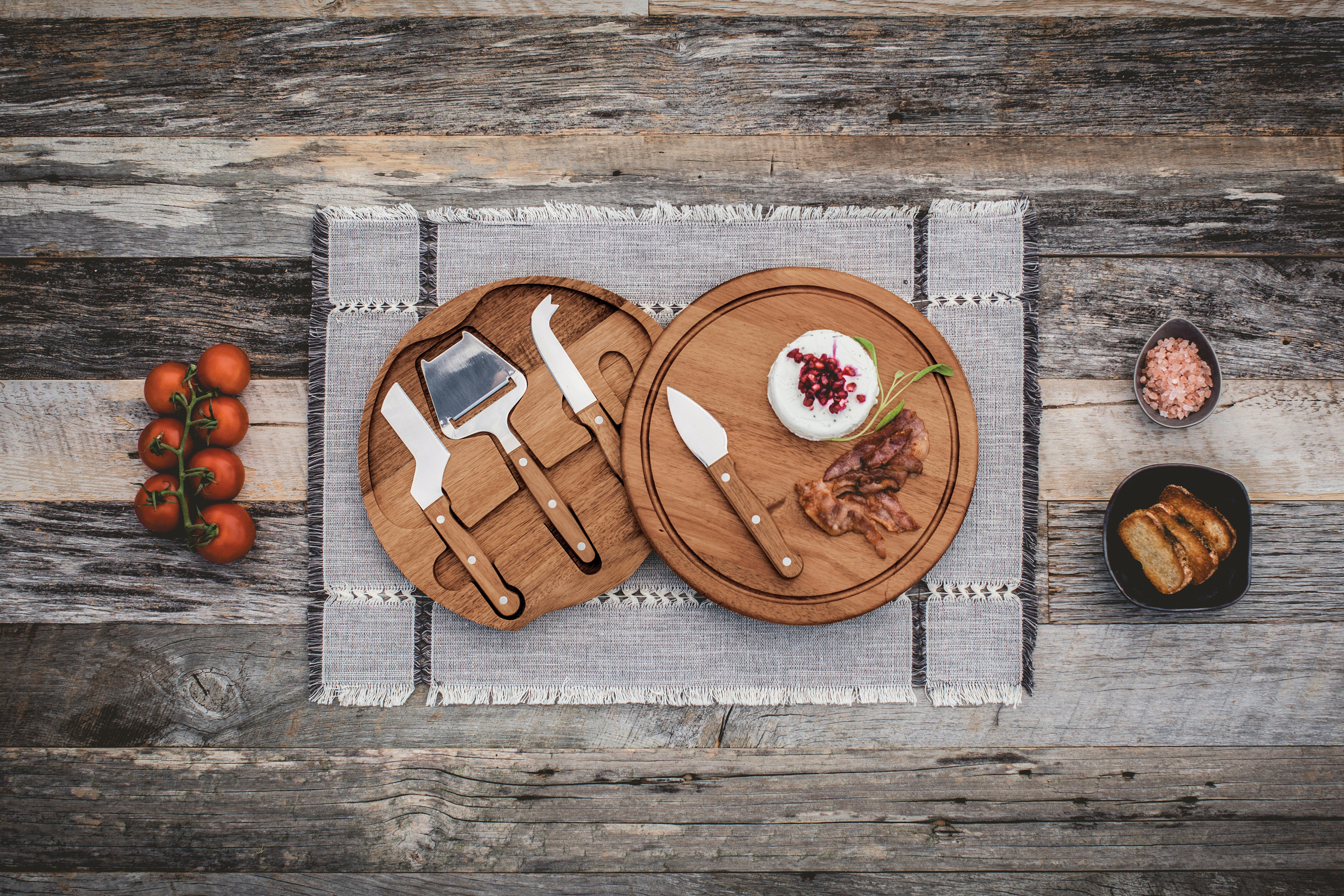 Acacia Circo Cheese Cutting Board & Tools Set 4