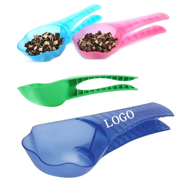 Pet Food Scoop and Clip 5