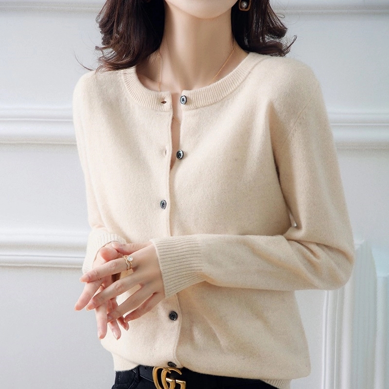 Ladies' Cardigan Sweater 2
