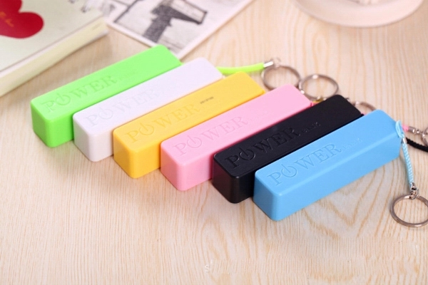 Plastic 2200 mAh Phone Charger 1
