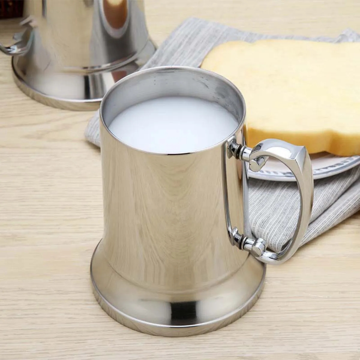 Double Wall Vaccum Stainless Steel Beer Mug With Handle 4