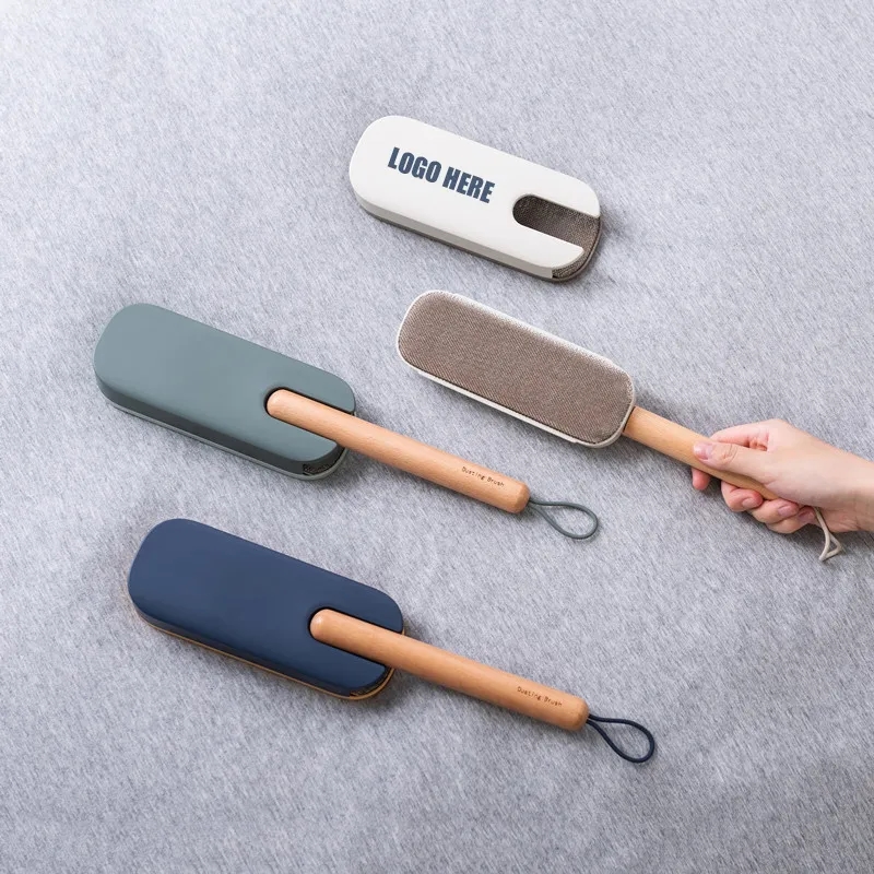 Pet Hair Remover with Wooden Handle 2