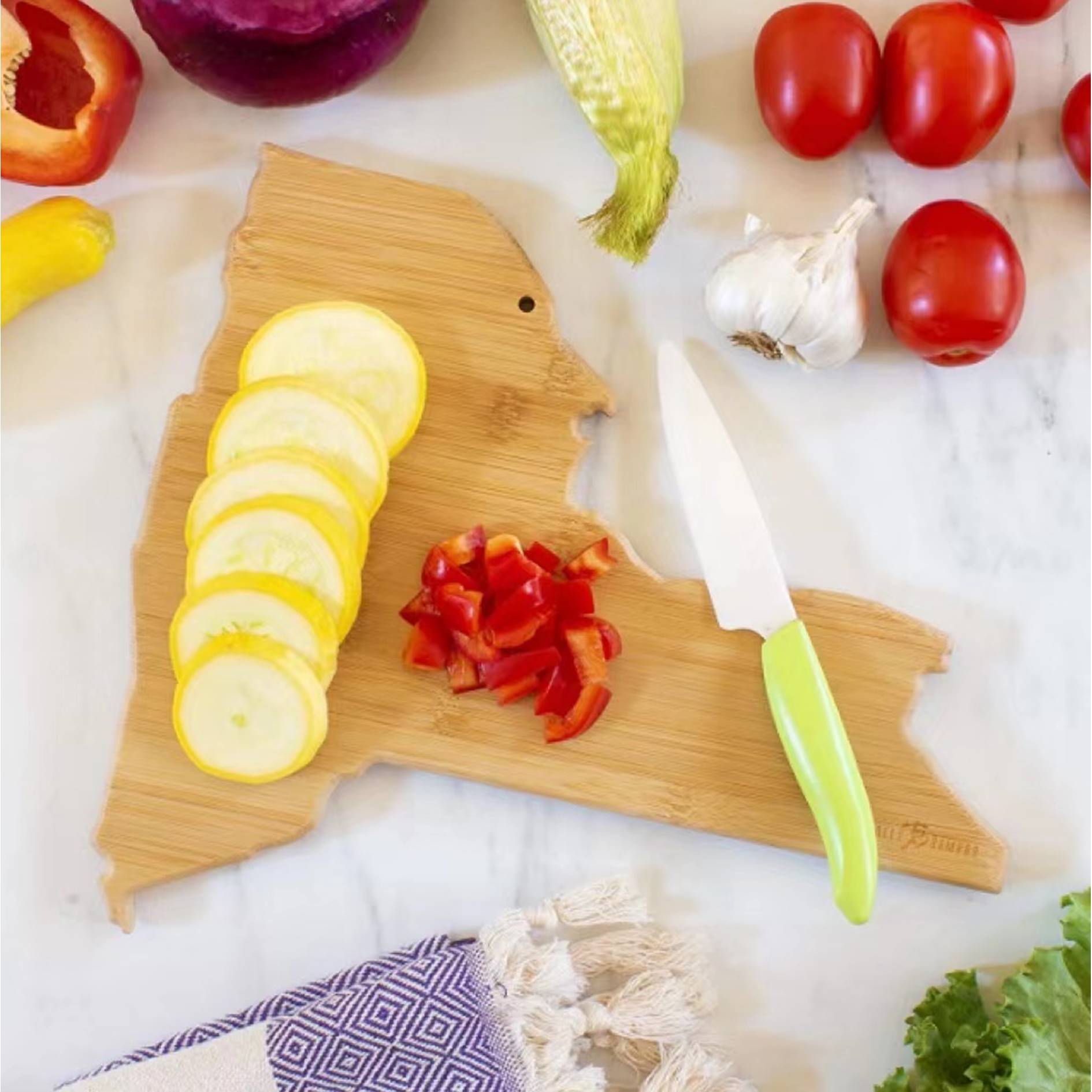 New York Shaped Wooden Cutting Board 4
