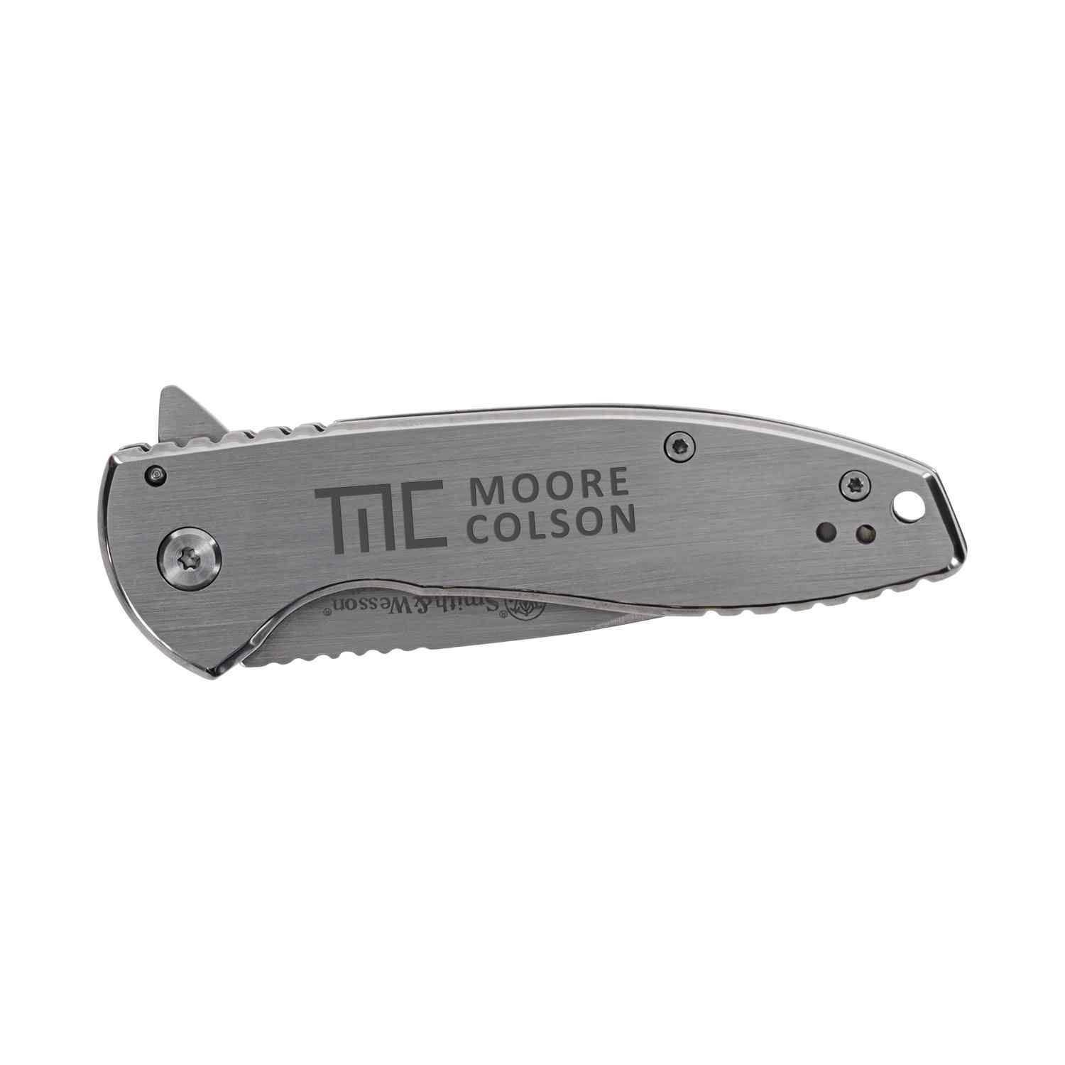 Smith & Wesson® Executive Platinum Pocket Knife 4