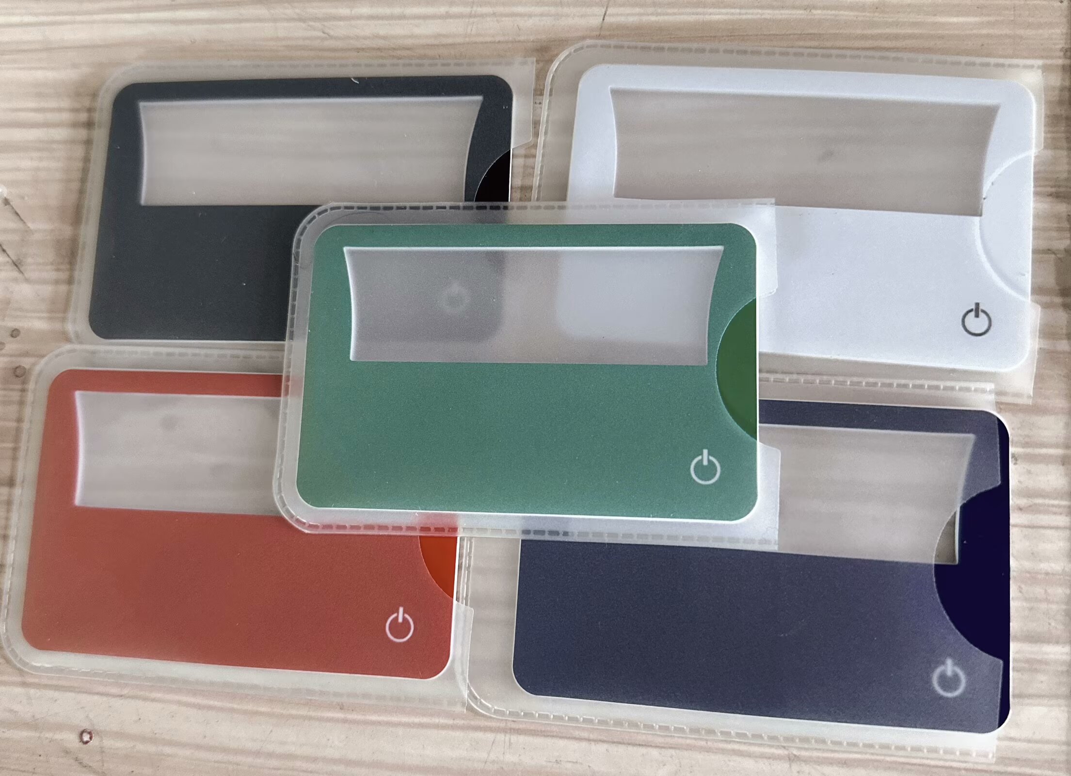 Credit Card Lighted Magnifier 3
