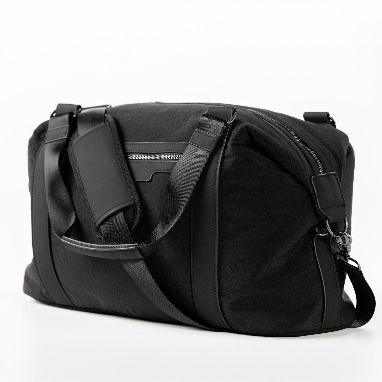 The Essential Luxe Weekender Bag 2