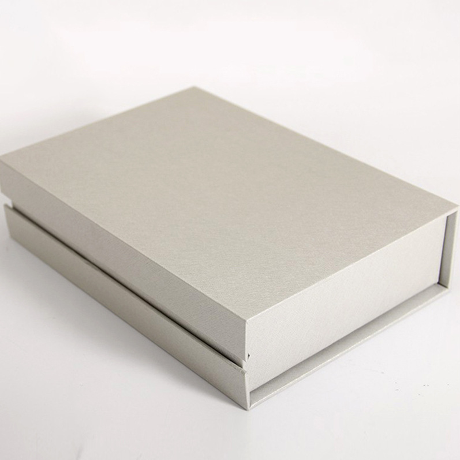 Gift Box with Magnetic Closure 5