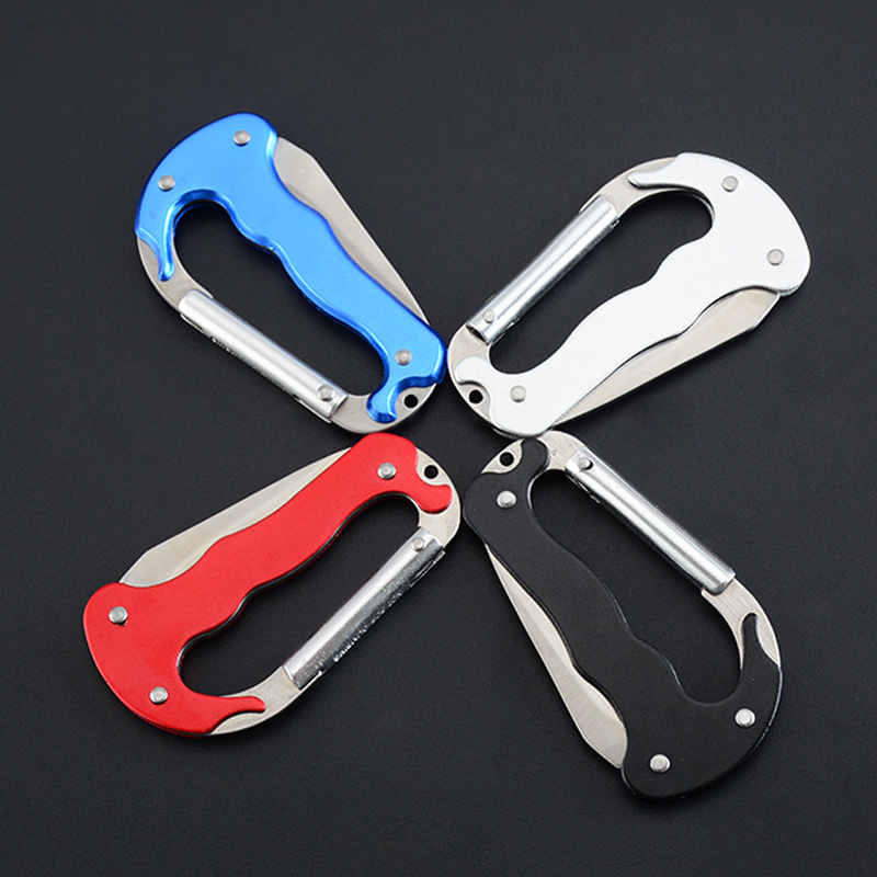 Multifunctional Carabiner With Pocket Knife 2