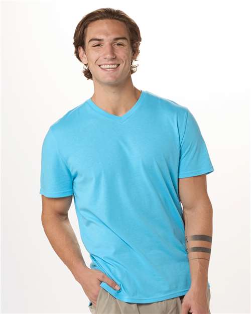 Men's High V-Neck T-Shirt - BM2204 32