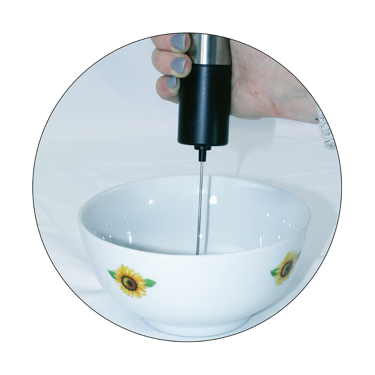 Electric Handheld Frother/Mixer 7