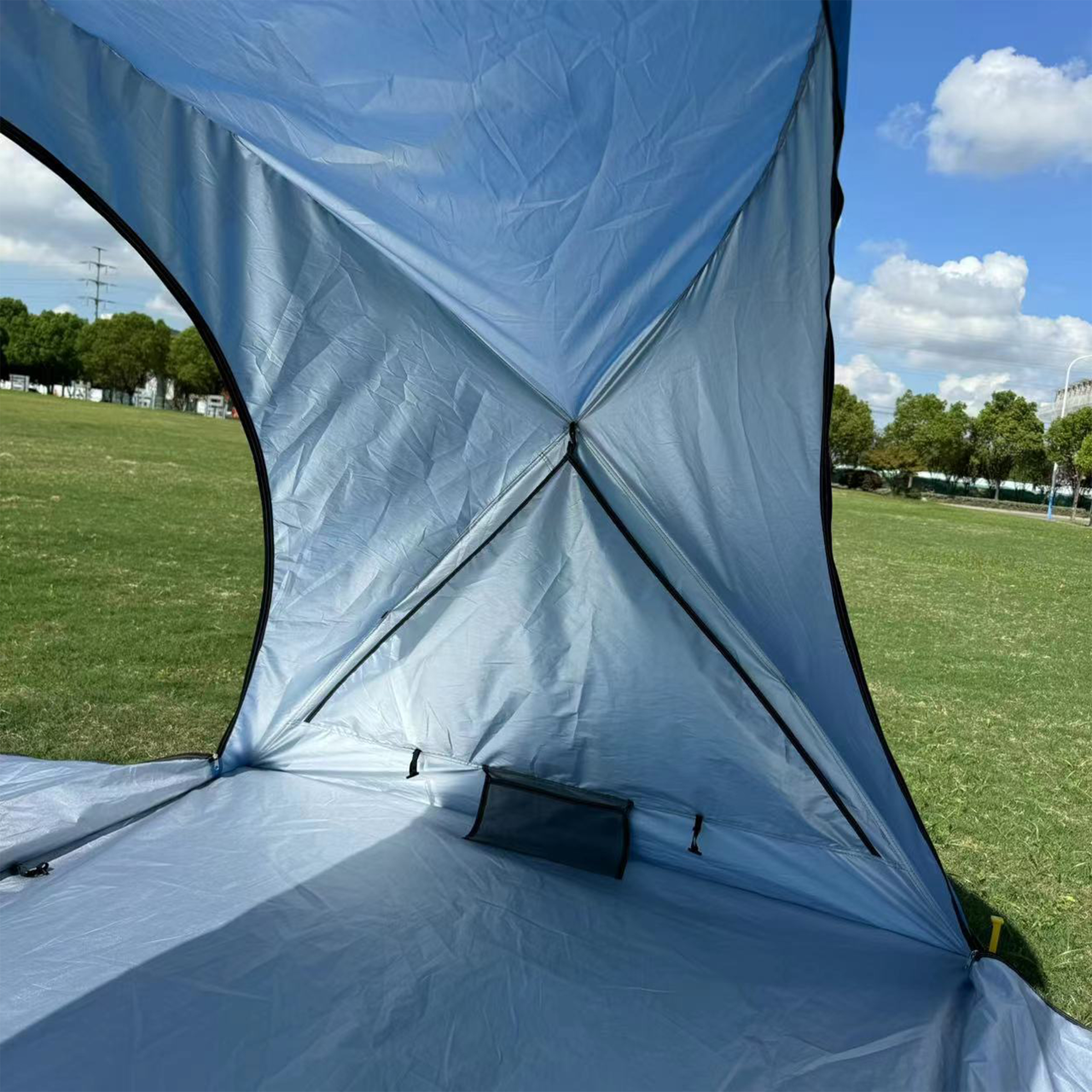Polyester Sunscreen Double Zipper Tent 1
