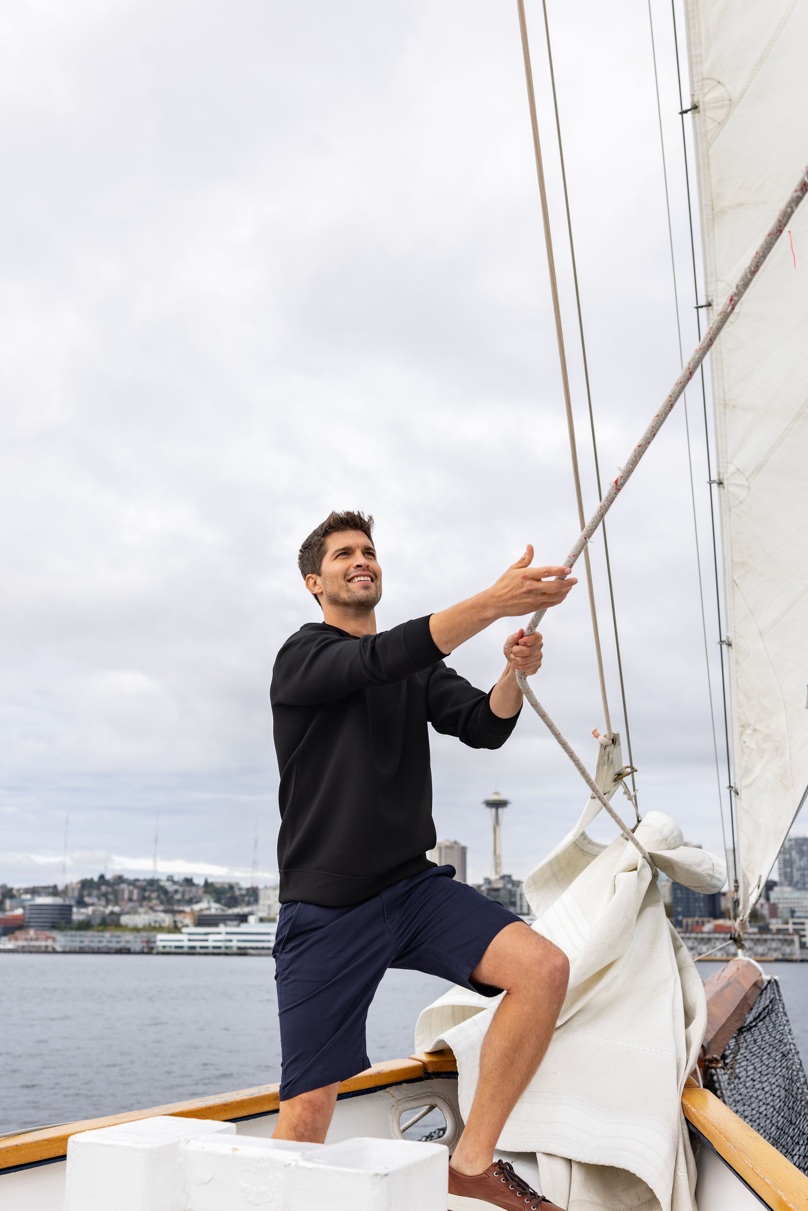 Roam Recycled Crew Neck Mens Pullover