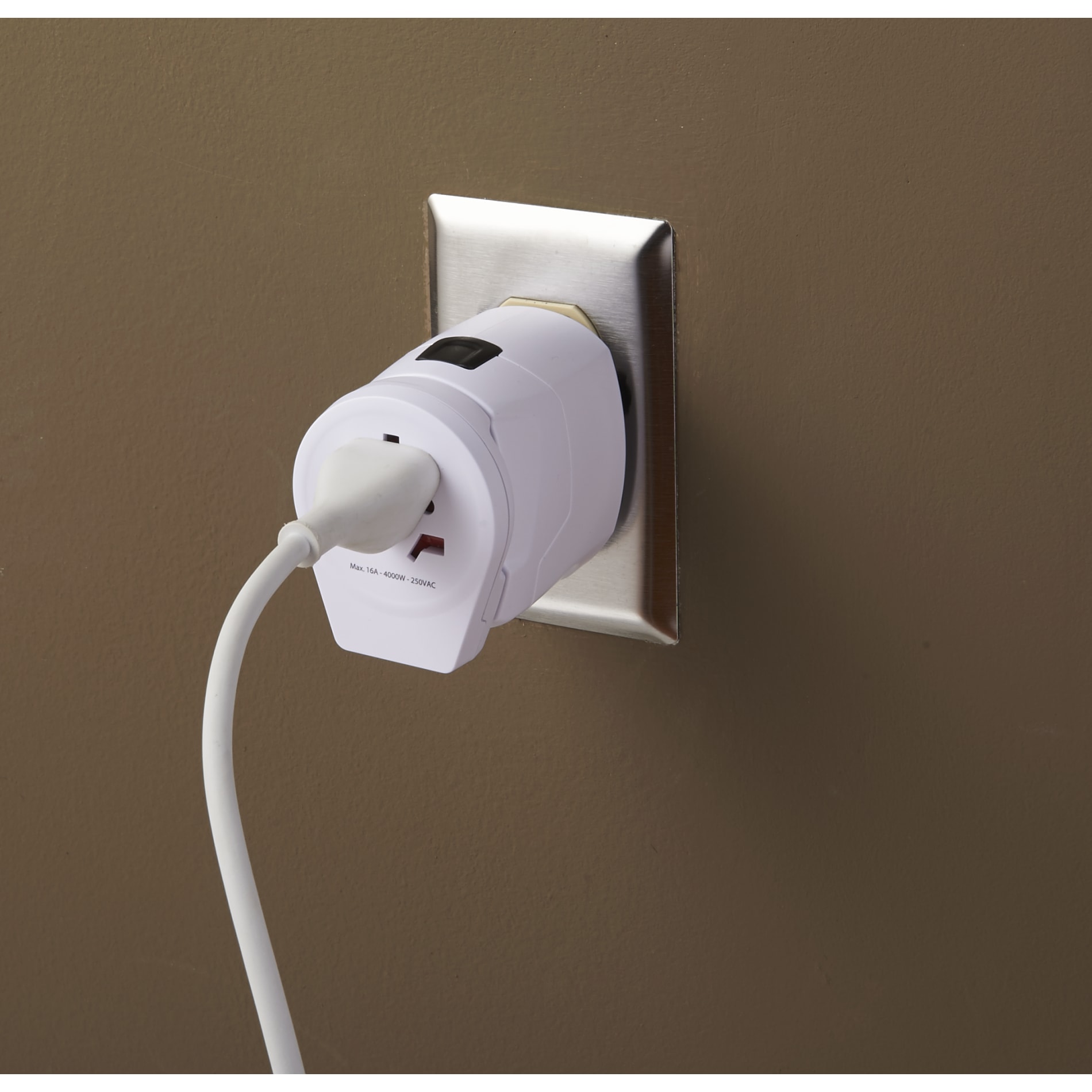 SKROSS World Travel Adapter PRO World & USB 50