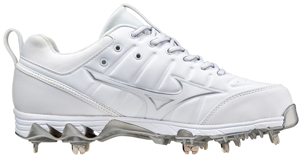 9-Spike Swift 7 Low Women's Metal Softball Cleat 3