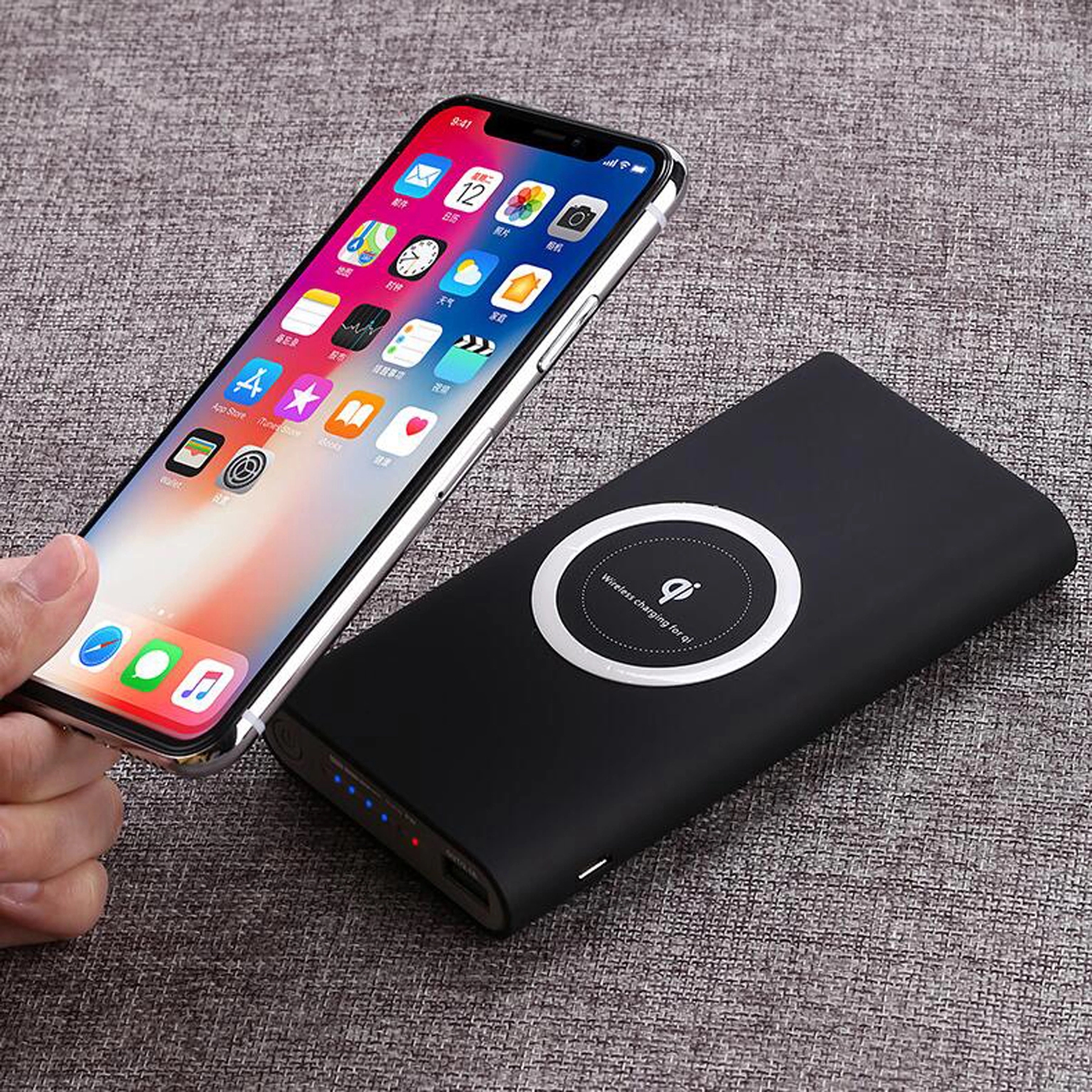 10000mAh Power Bank with Wireless Charger 7