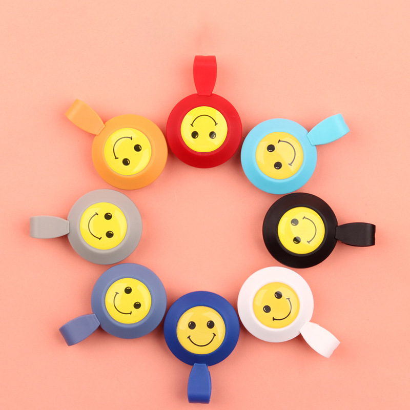 Smile Face Telescopic Clip for Badge Holder 2