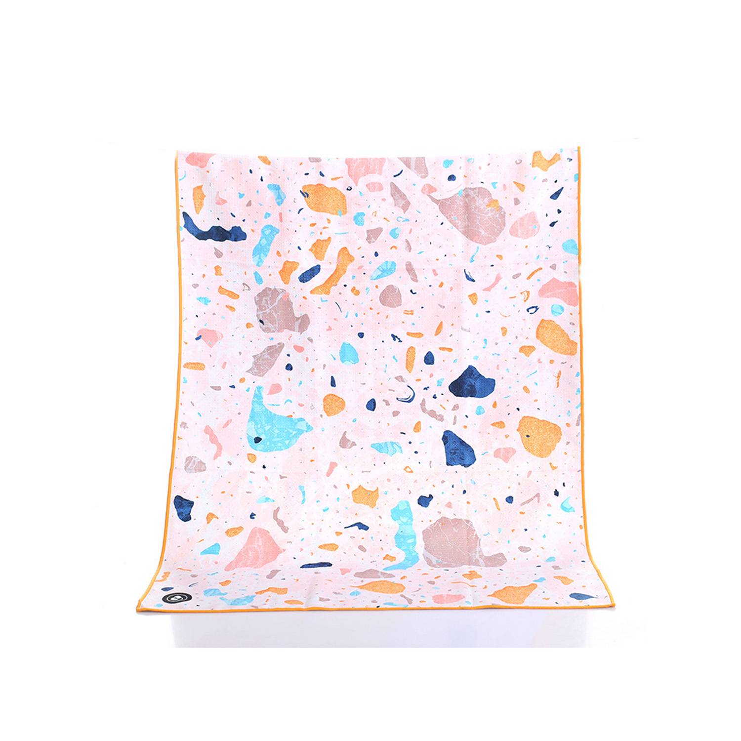 Microfiber Material of Beach Towel 3