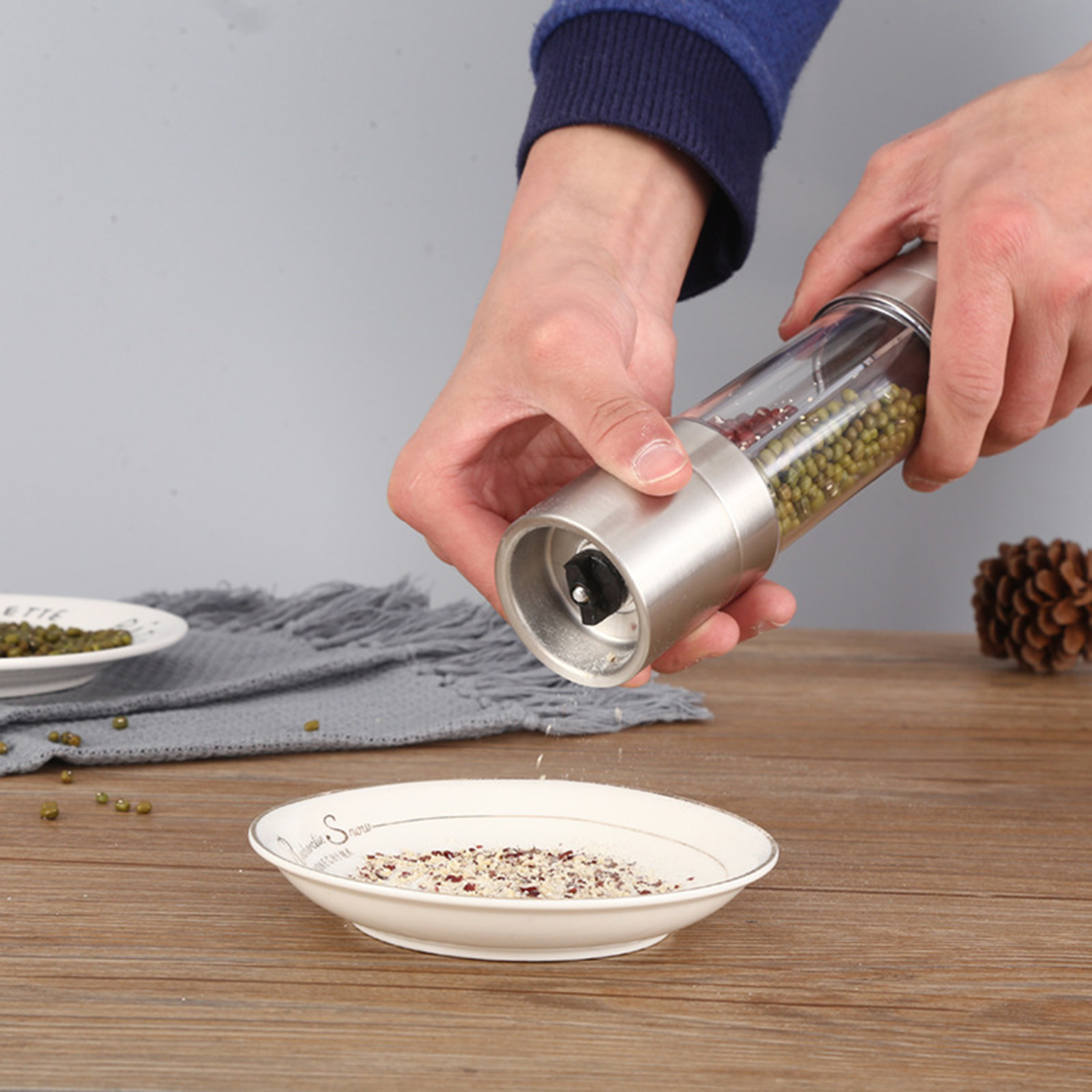 Double Headed Salt and Pepper Grinder 4