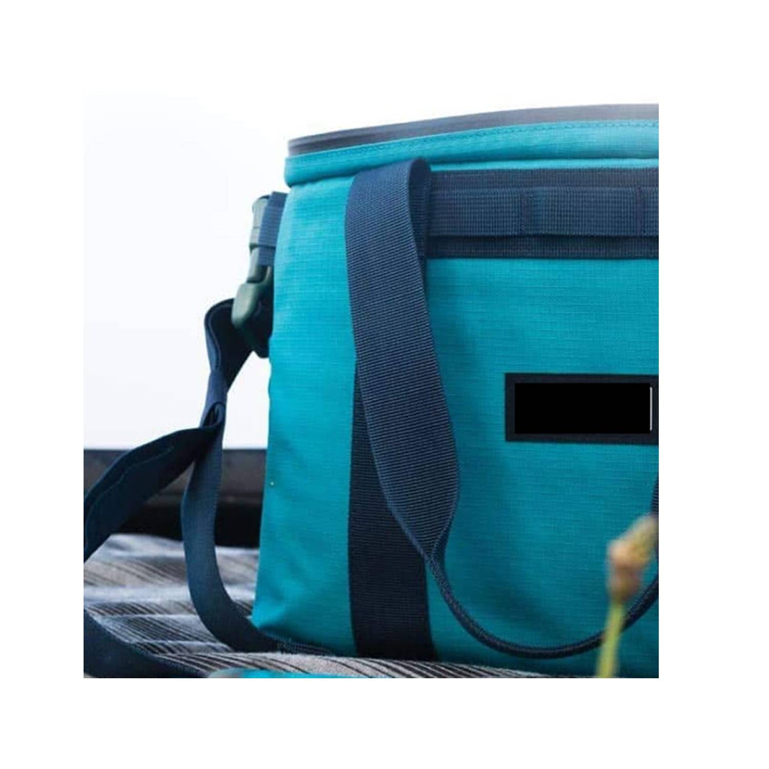 Camping and picnic cooler insulated bag 4