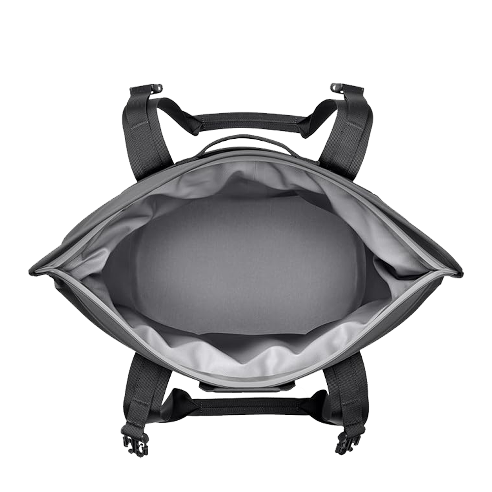 Yeti M15 Hopper Soft Cooler 1