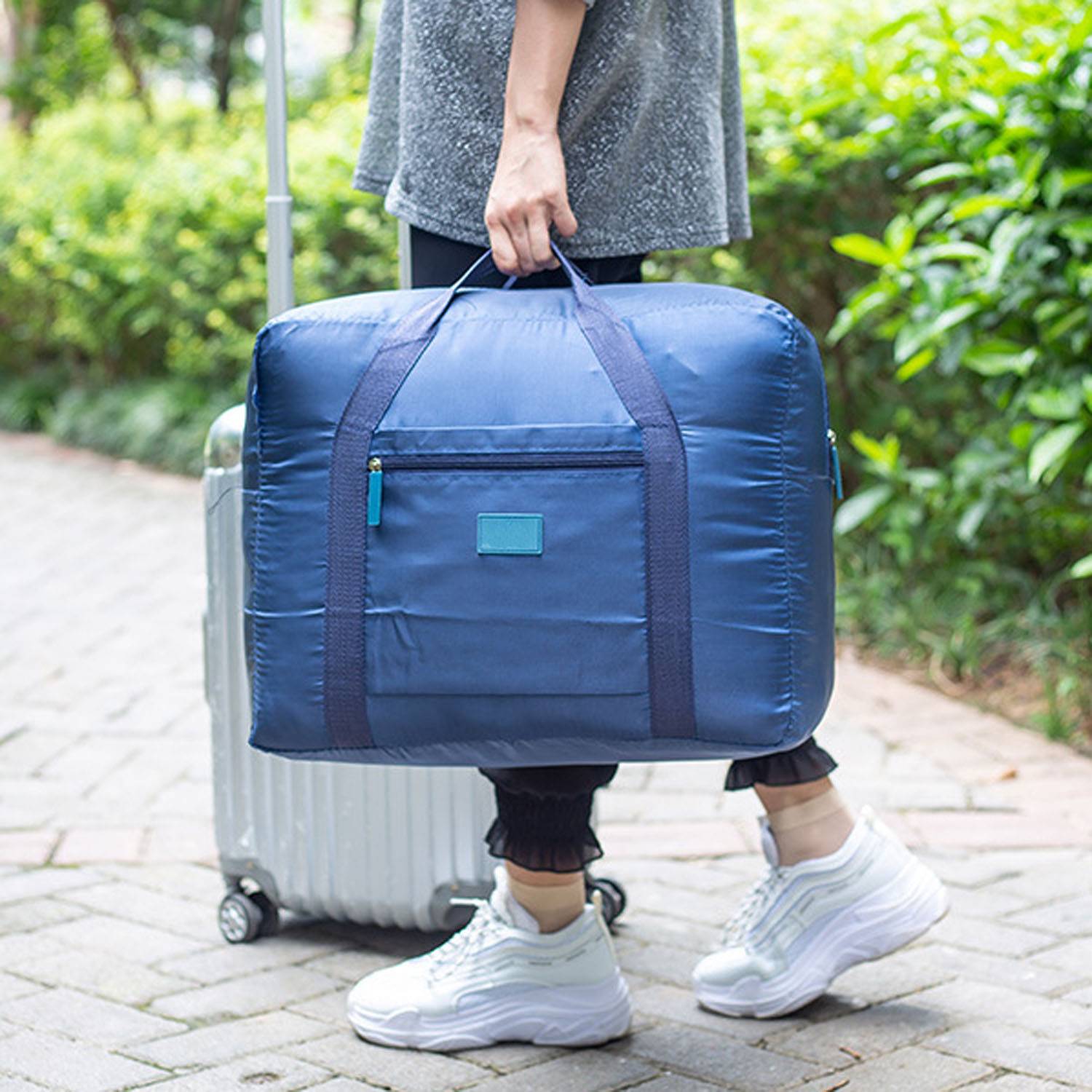 Large Capacity Foldable Waterproof Oxford Travel Bag 2