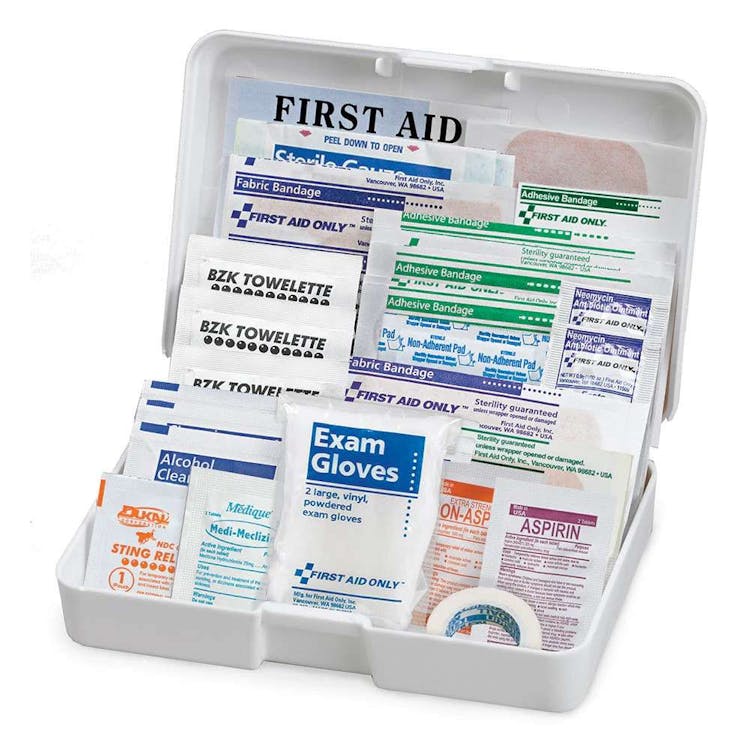 Auto First Aid Kit - 40 Piece 2