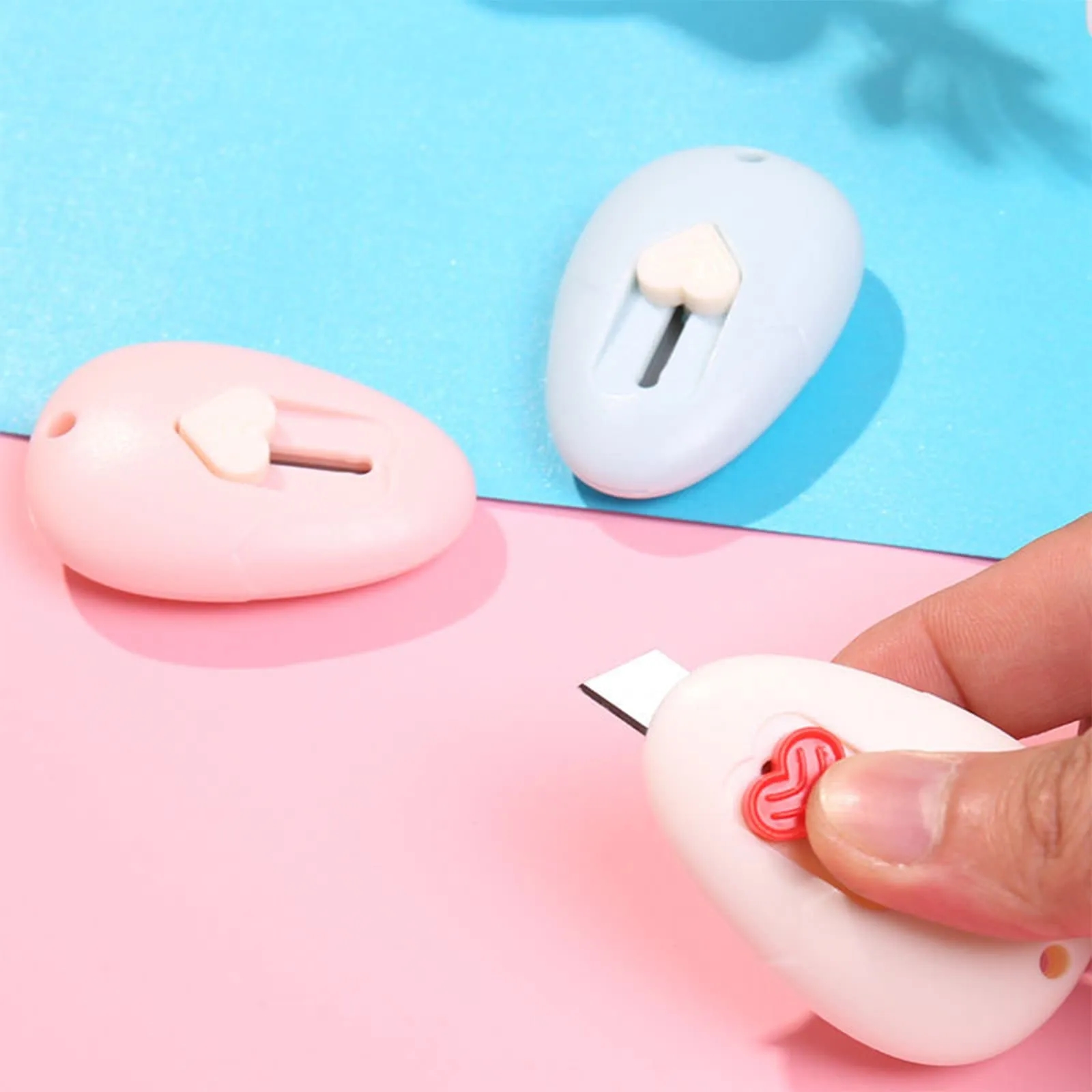 Egg Shaped Mini Knife 4