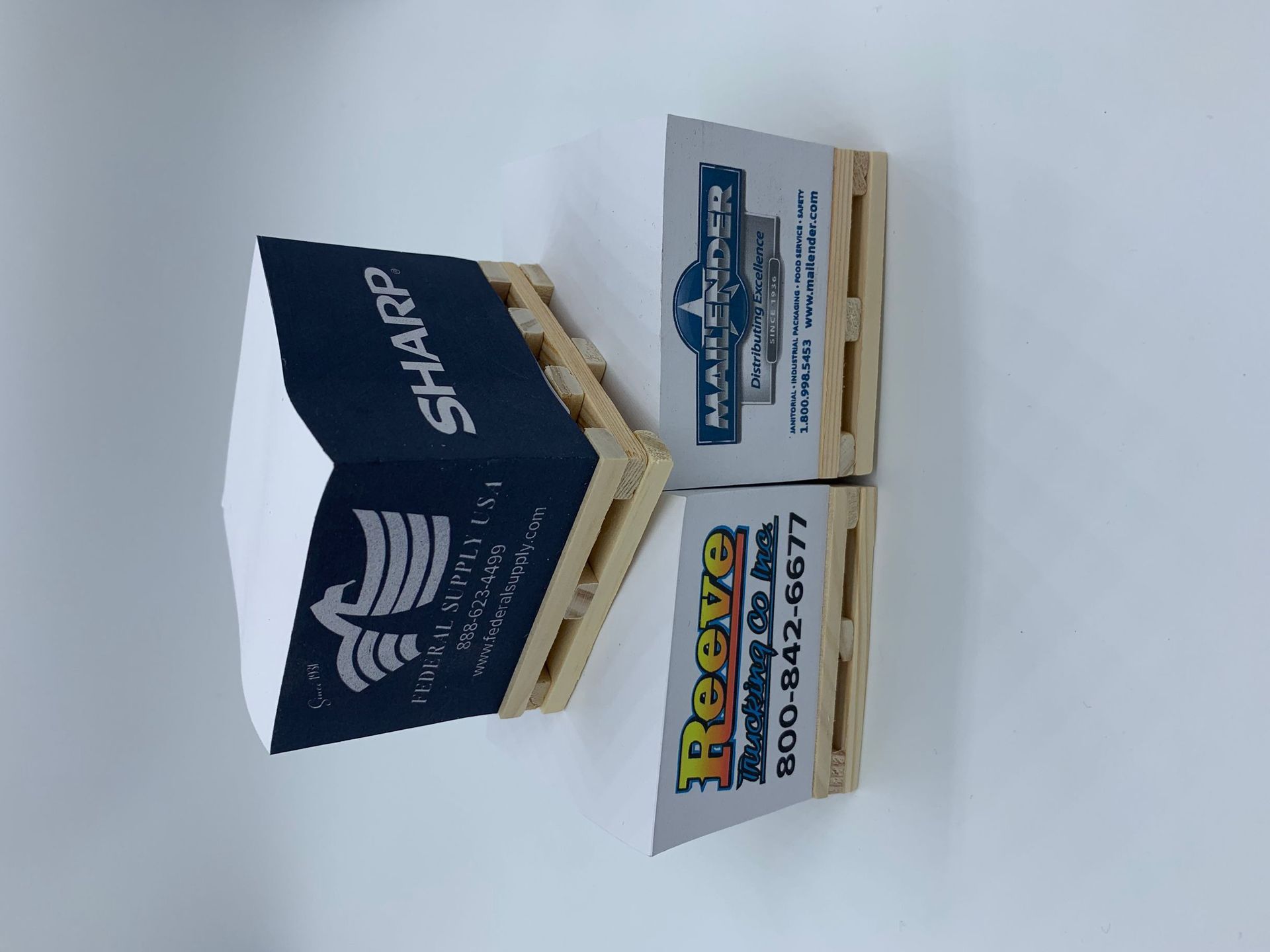 Sticky Note Cubes On Pallets 4