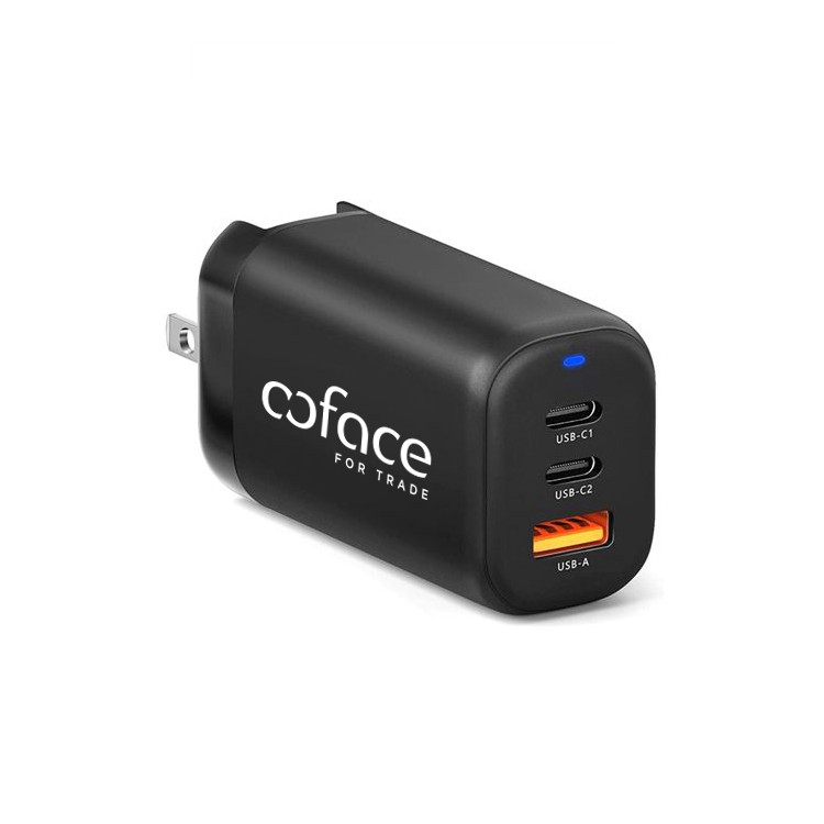 GaN 3-Port Power Adapter with Foldable Plug 1