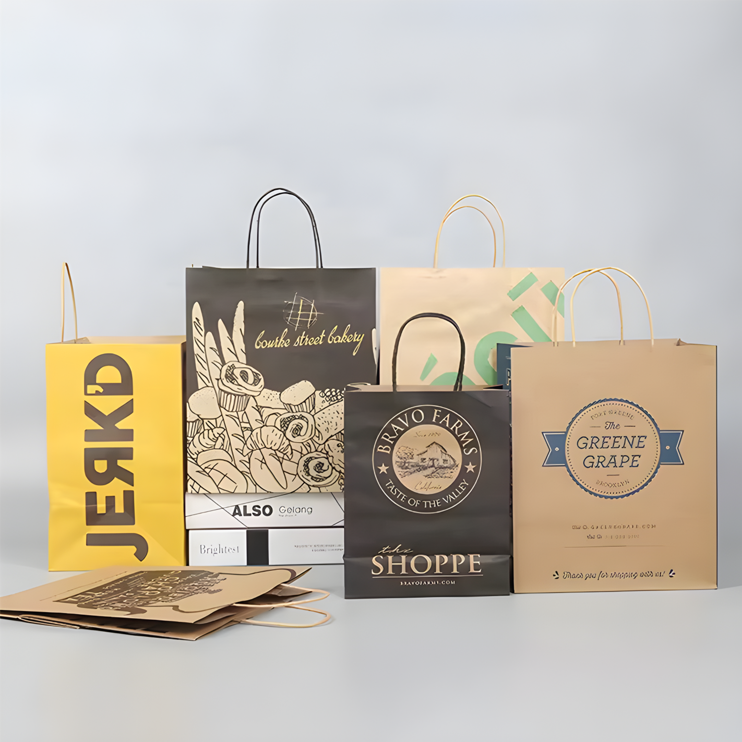 Custom Sizes Eco-friendly Recycled Brown Handles Paper Bag 8