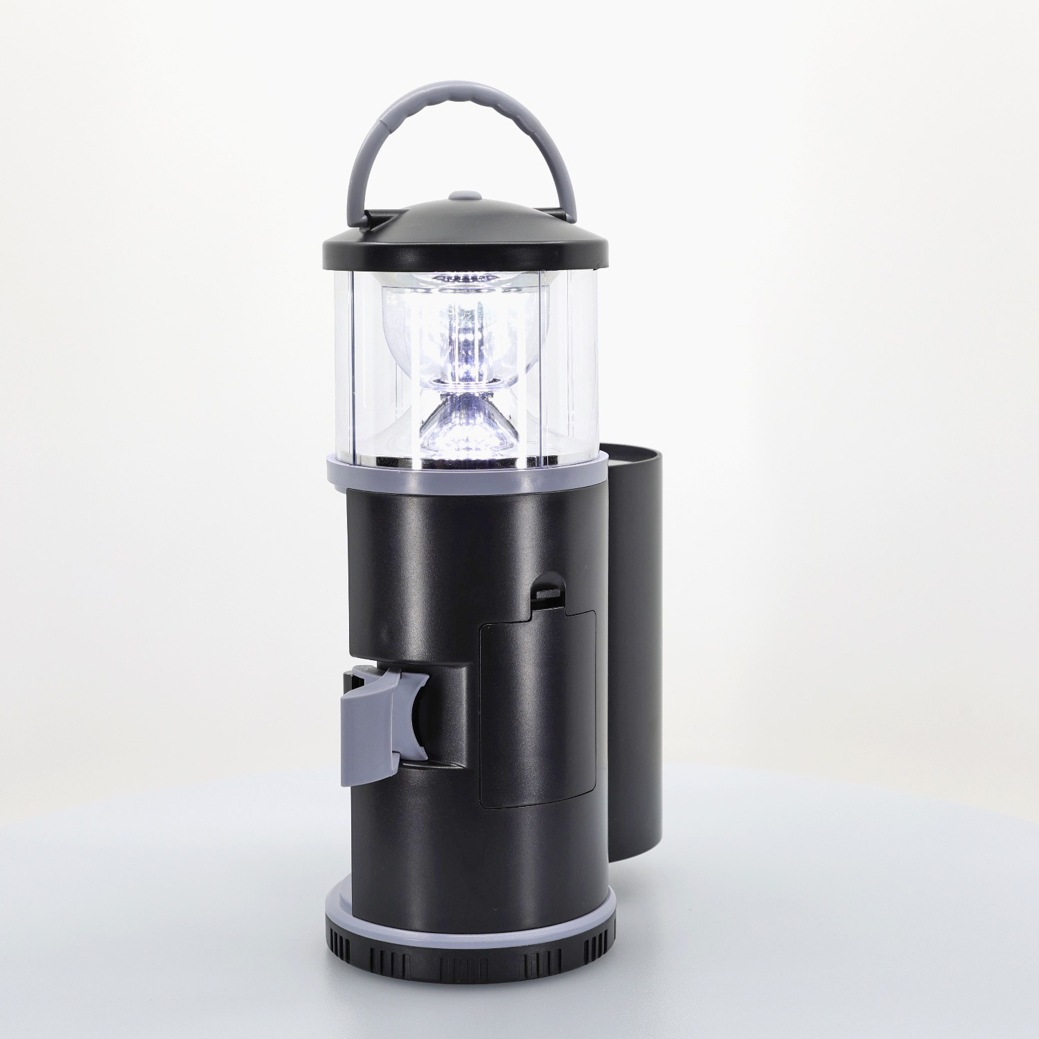Lantern with Tool Set 32