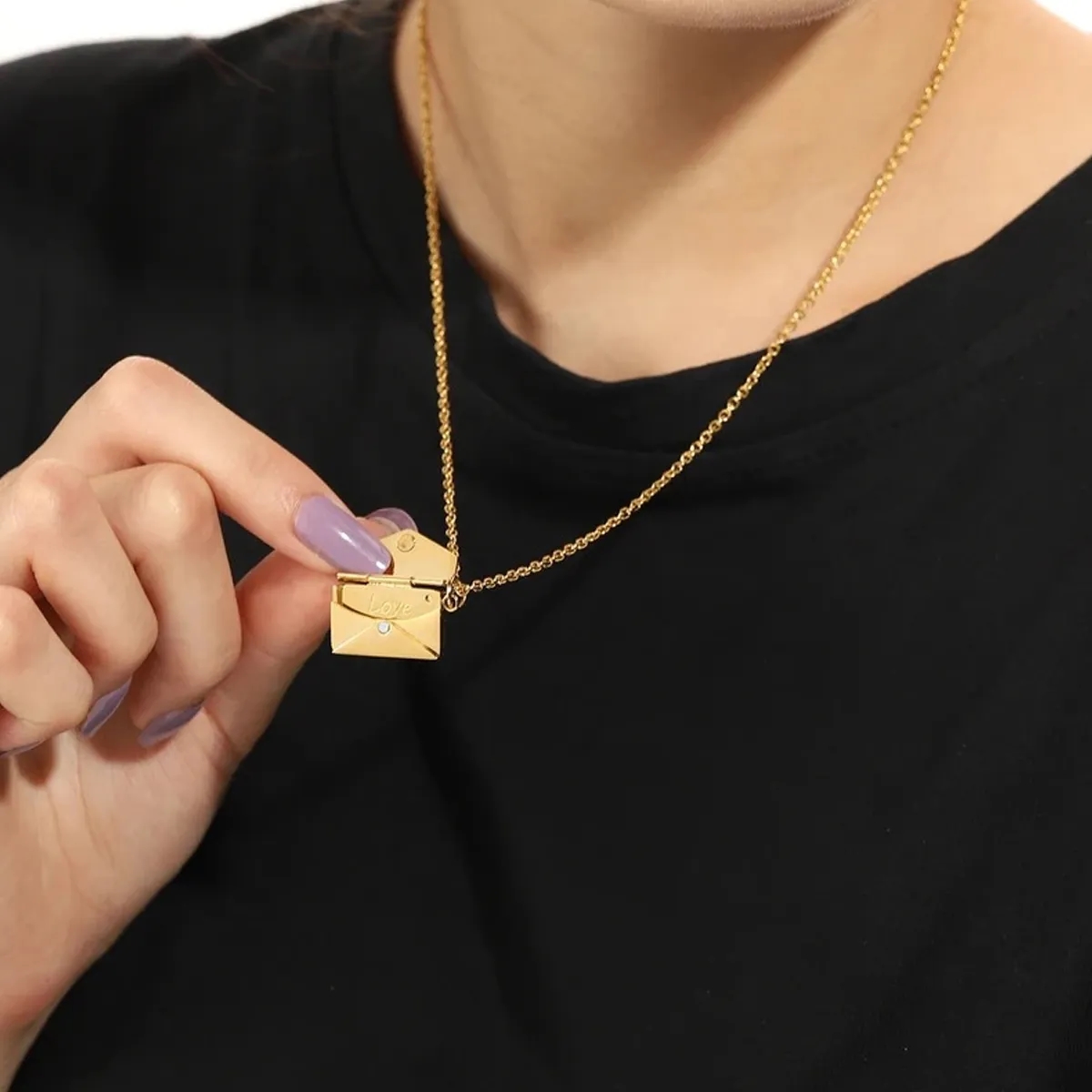 Custom Envelope Necklace-Personalized Locket Necklace for Women - LOVE Envelope Locket Necklace 2