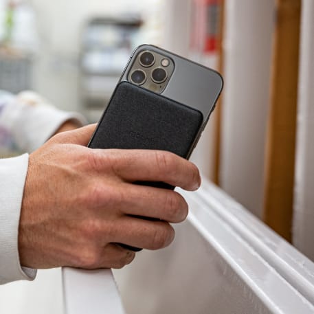 mophie® Snap+ Mini 5000 mAh Wireless Power Bank 64