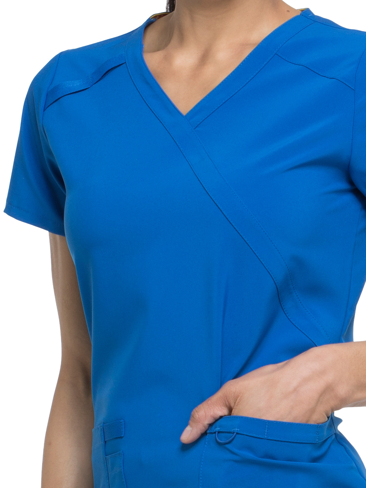 Dickies Medical - EDS Essentials - Women's 2-Pocket Contemporary Top 20