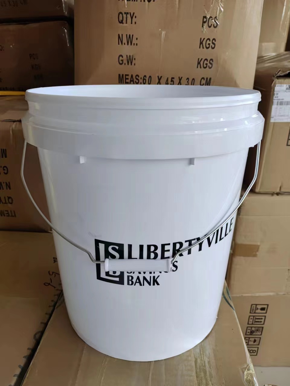 5 Gallon Bucket 2