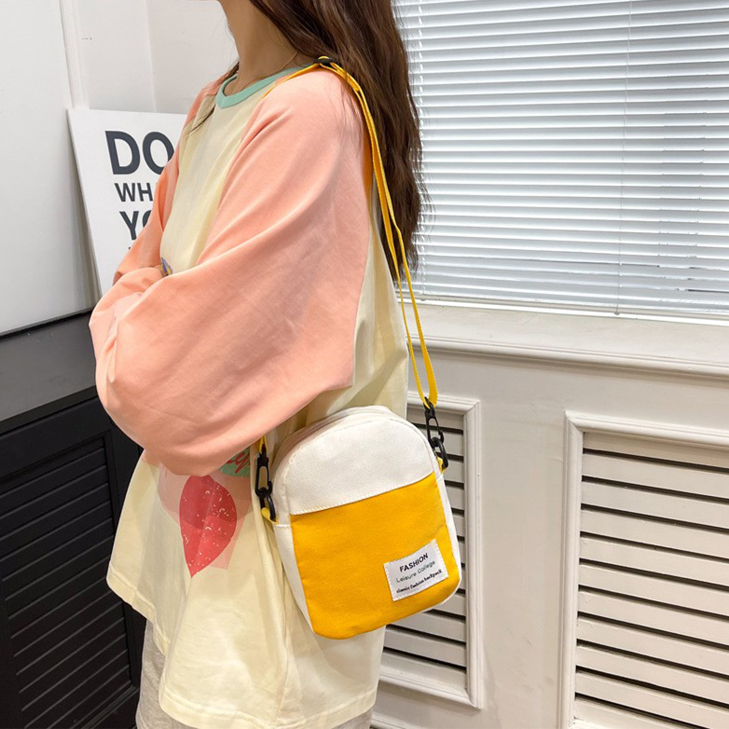 Fashionable Casual Small Diagonal Crossbody Bag 8